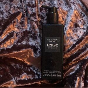 VICTORIA’S SECRET Tease Candy Noir Lotion With Pump Bottle, Full-Sized (COS-1)
